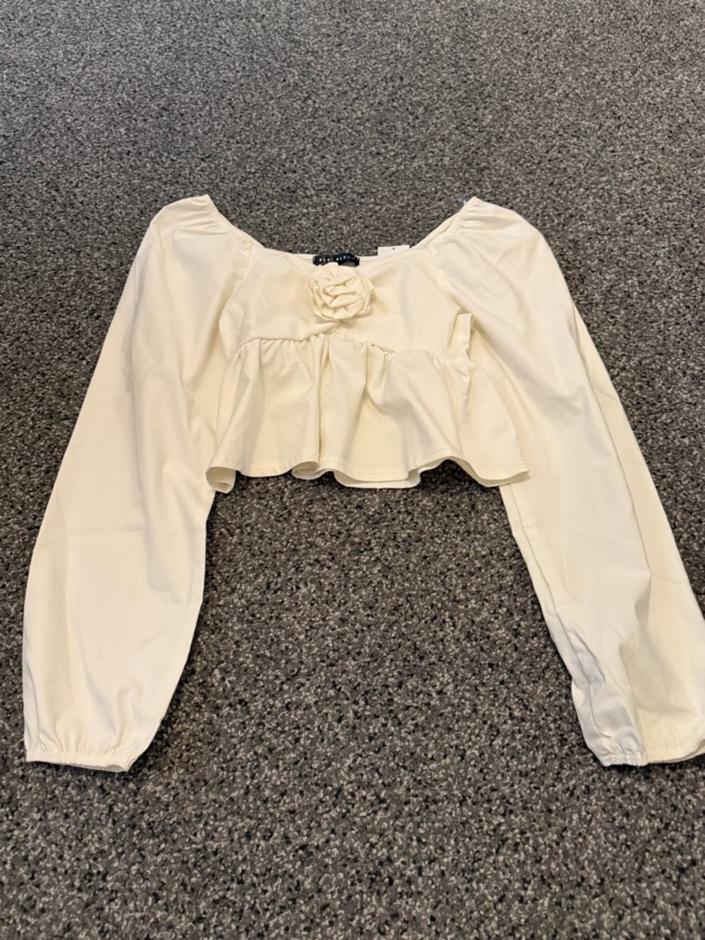 Womens new blue blush crop top small